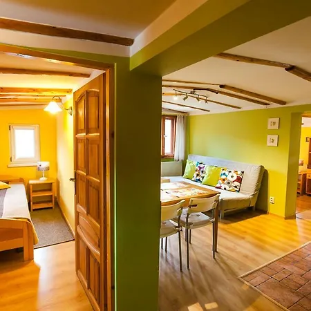 Апартаменты Maki *