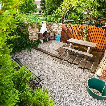 Апартаменты Maki